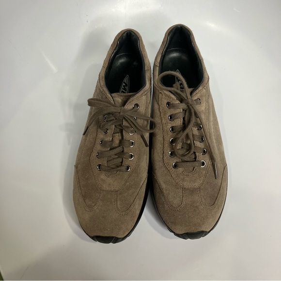 MBT taupe suede walking sneakers Swiss engineered size 8-8.5 - Picture 3 of 9